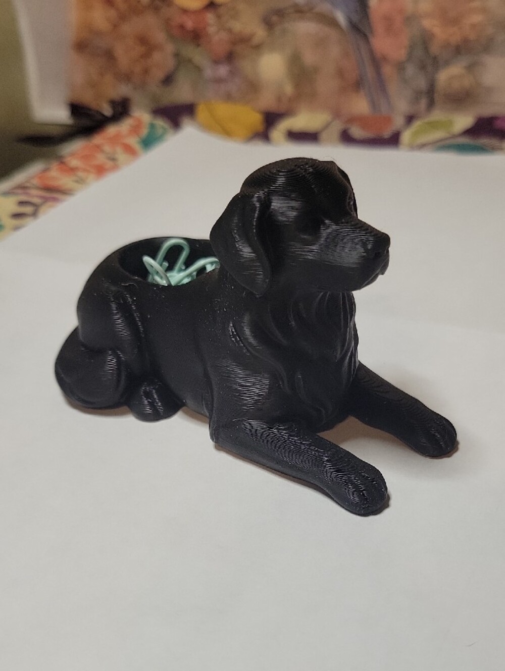 Black Dog Shaped Desk Organizer - Pet-Inspired Clip Holder - Picture 3 of 4